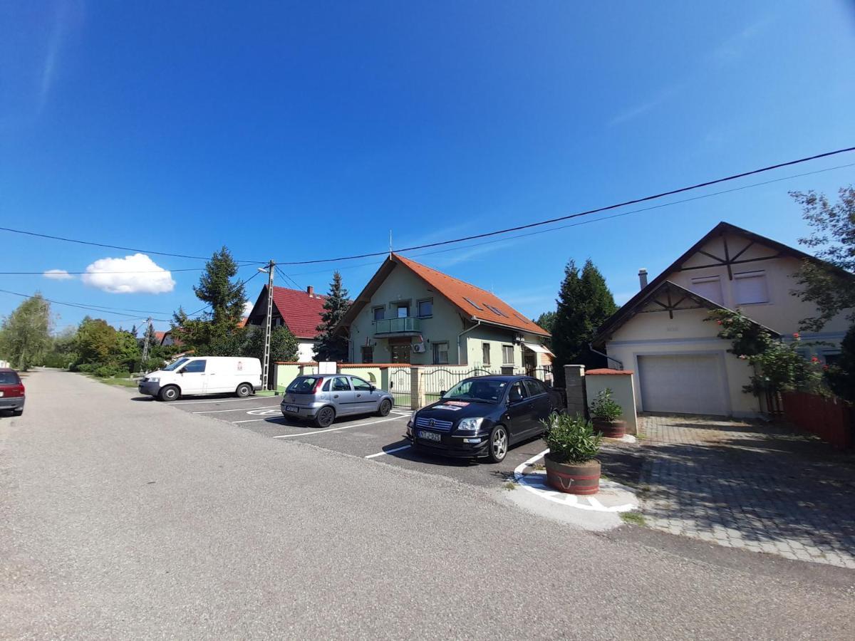 Hőforrás Wellness Panzió Egerszalók Exterior foto